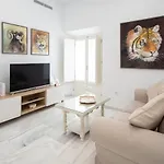 Διαμέρισμα Animalia *